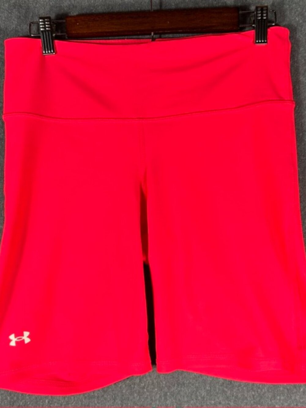 Under Armour Bike Shorts Womens Sz Large Neon Pink Compression Heat Gear - EUC